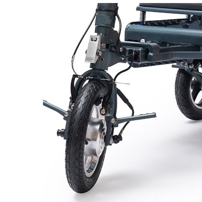 Close-up of the eFOLDi Explorer scooter front wheel